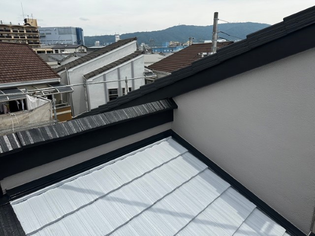 モニエル瓦屋根・南西面