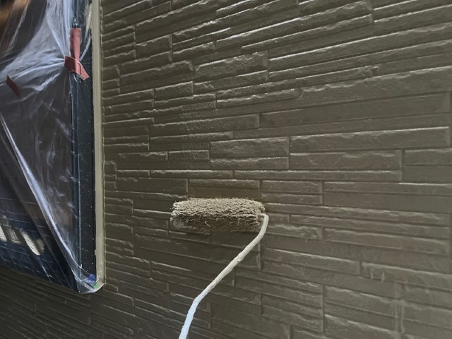 窯業サイデング壁・上塗り２回目