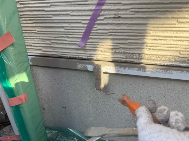 水切り金物・上塗り１回目