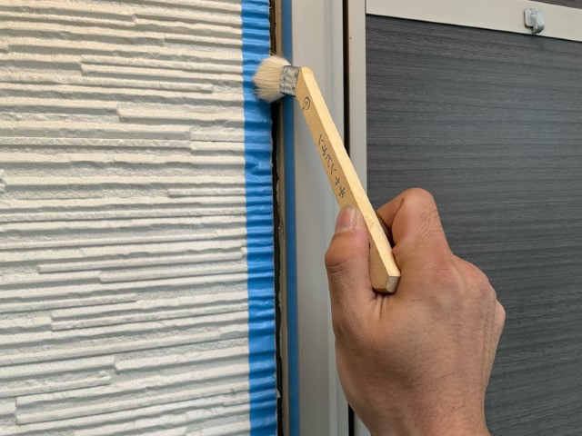 冊子目地・プライマー散布