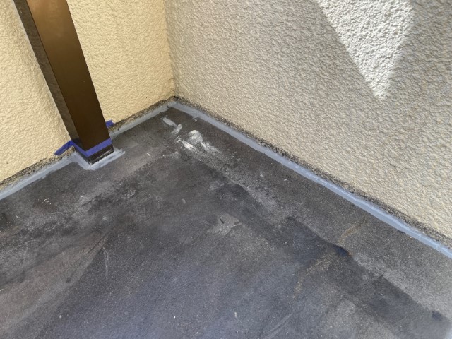 ベランダ土間・下地補修完了