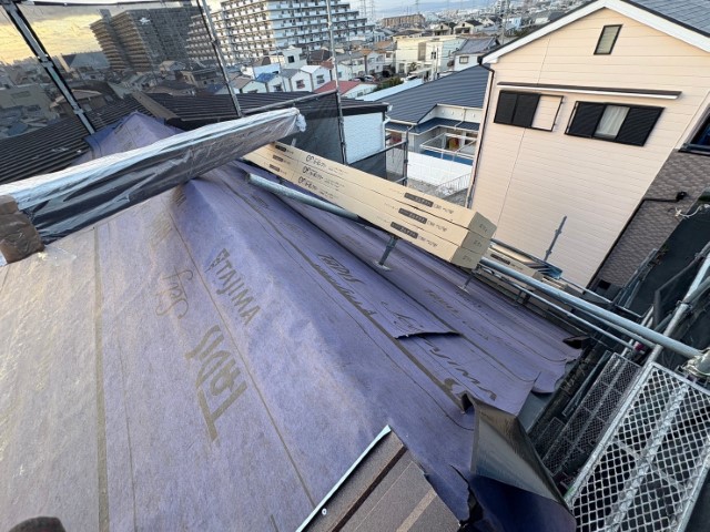 カラーベスト屋根・役物金物取付