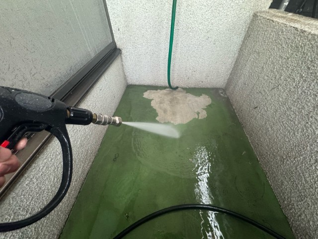 ベランダ土間・高圧洗浄
