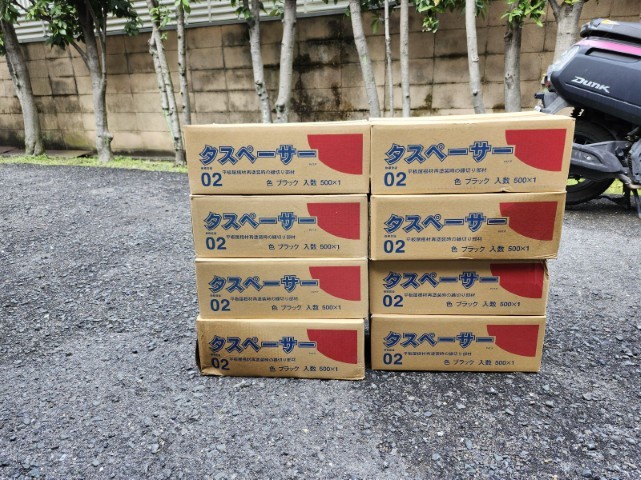 材料・タスペーサー