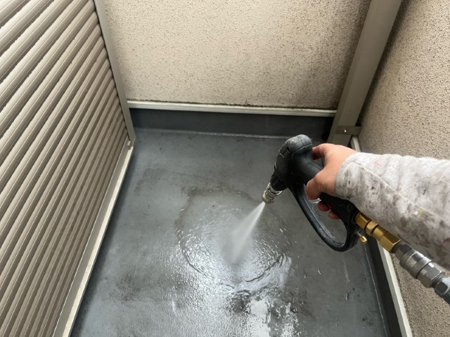 ベランダ土間・高圧洗浄