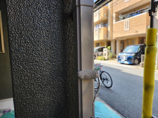 竪樋・上塗り２回目