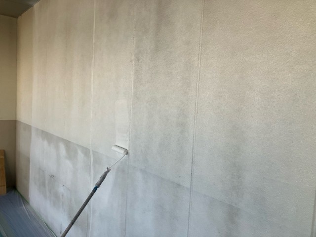 打席面壁2F・下塗り