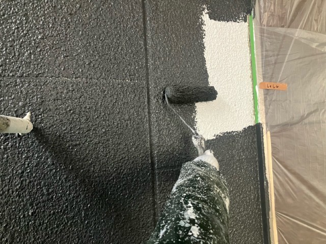 外壁・上塗り１回目