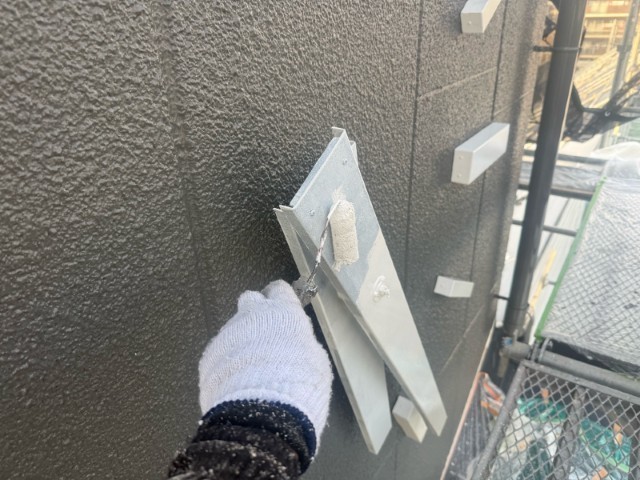 外部時計・上塗り１回目