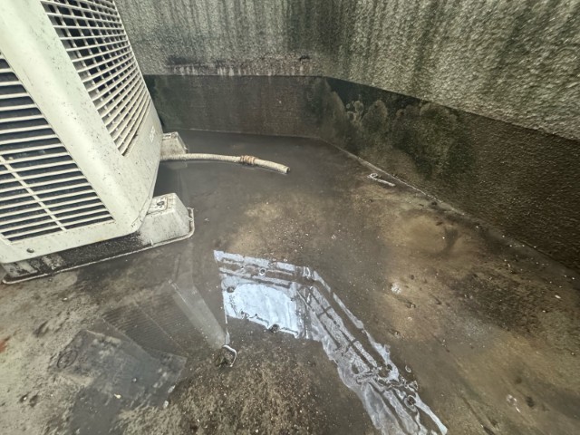 ベランダ土間・現状