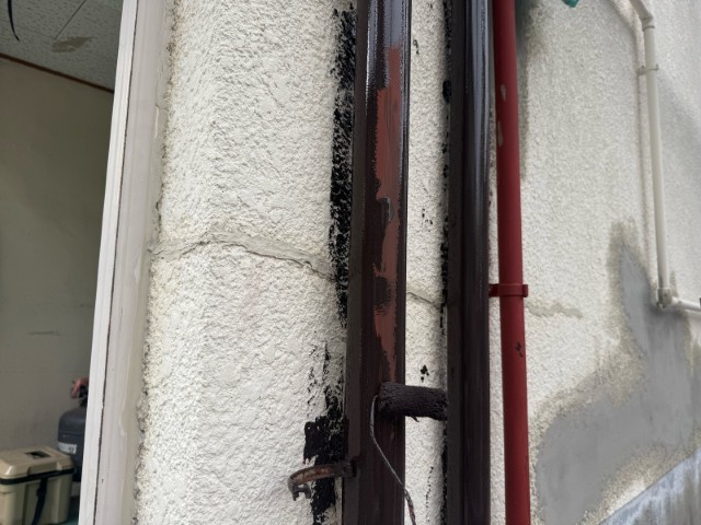 竪樋・上塗り１回目