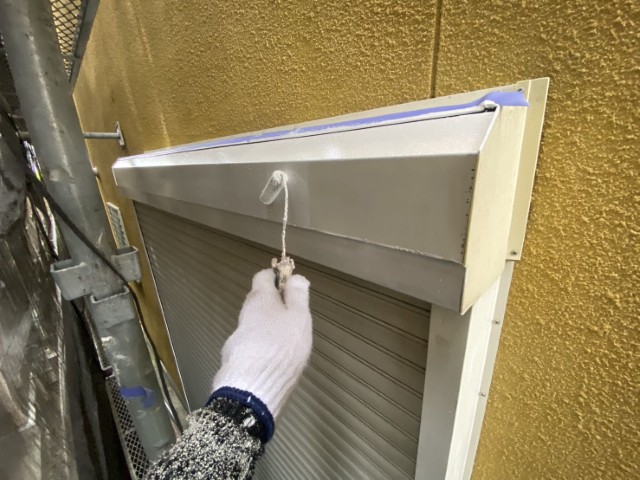 シャッターBOX・下塗り
