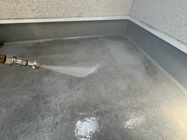 ベランダ土間・高圧洗浄