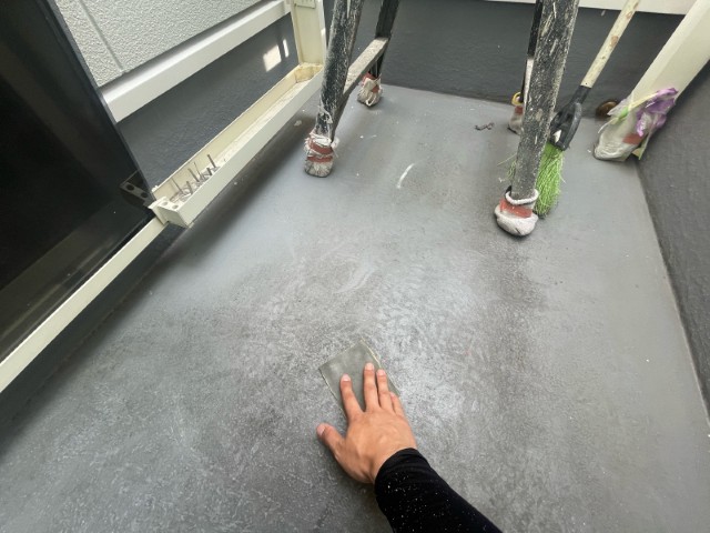 ベランダ土間・目ざらし