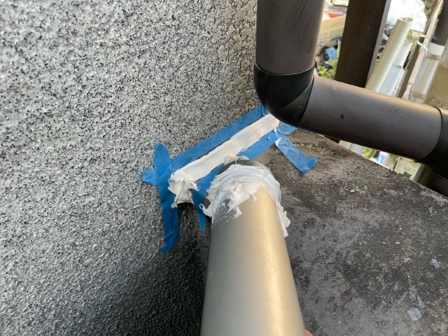 手摺根元・シーリング打設