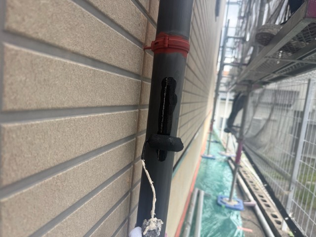 竪樋・上塗り１回目