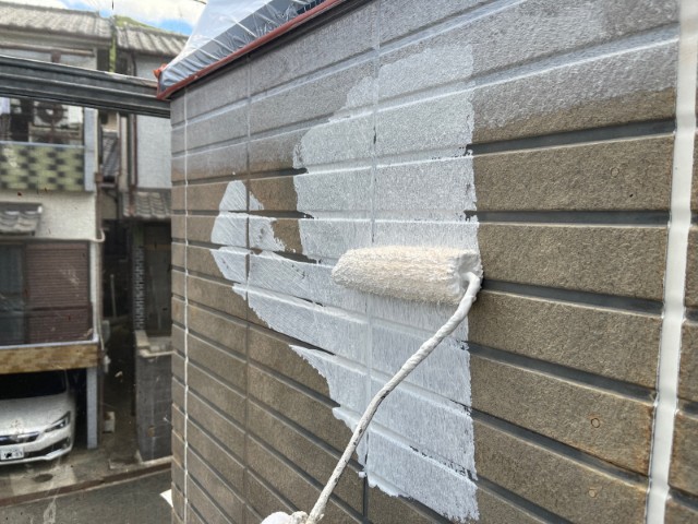 窯業サイデング壁・下塗り