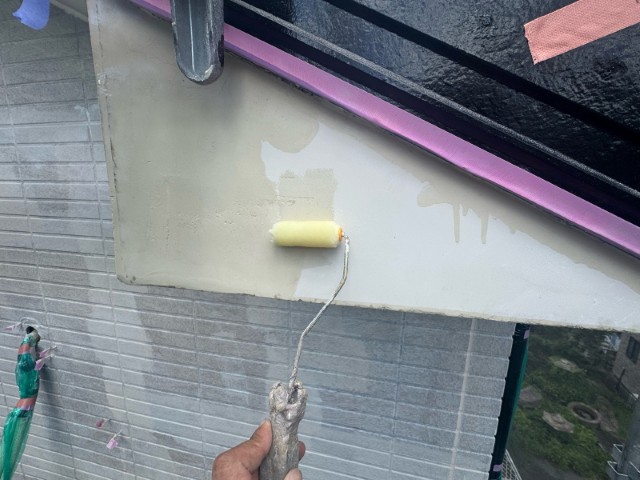 破風板・下塗り