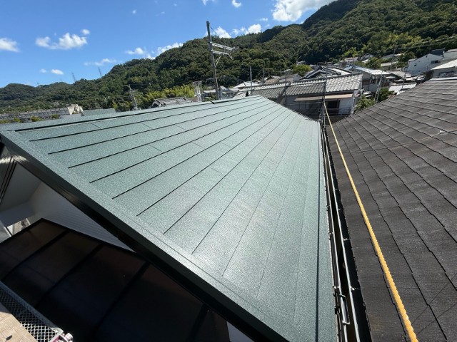 屋根・東北面