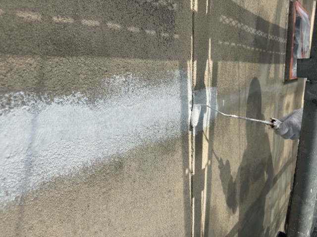 クラック・下塗り
