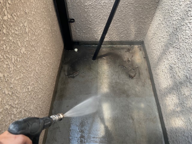 ベランダ土間・高圧洗浄