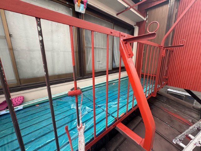 ベランダ手摺・下塗り