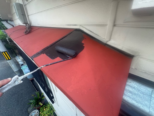 庇・上塗り1回目
