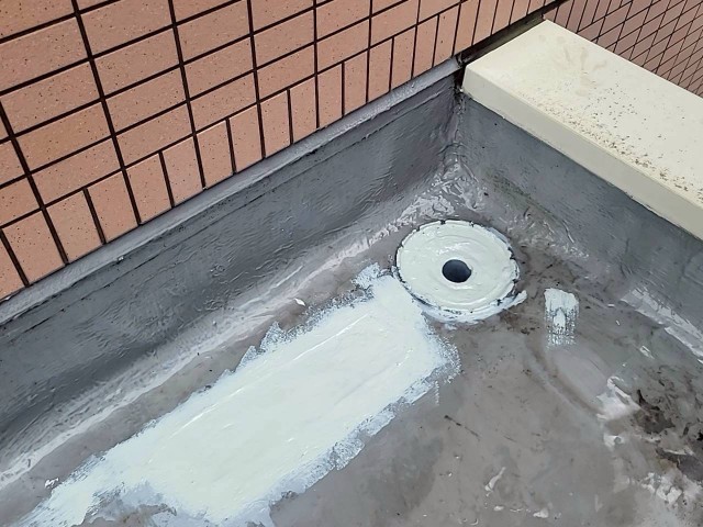 エントランスス上部・下地処理