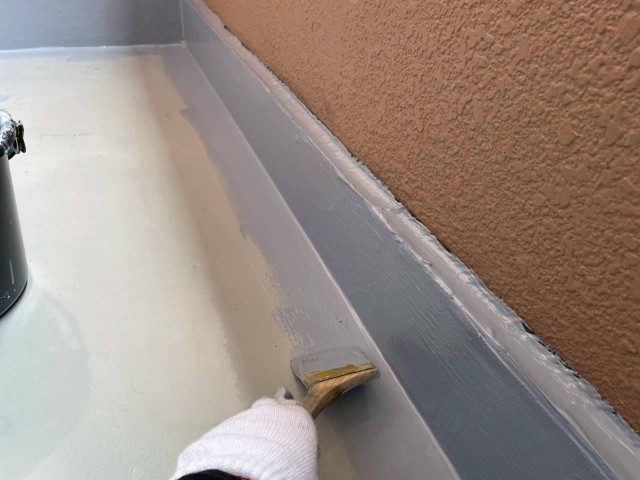 11階サービスバルコニー・巾木2層目