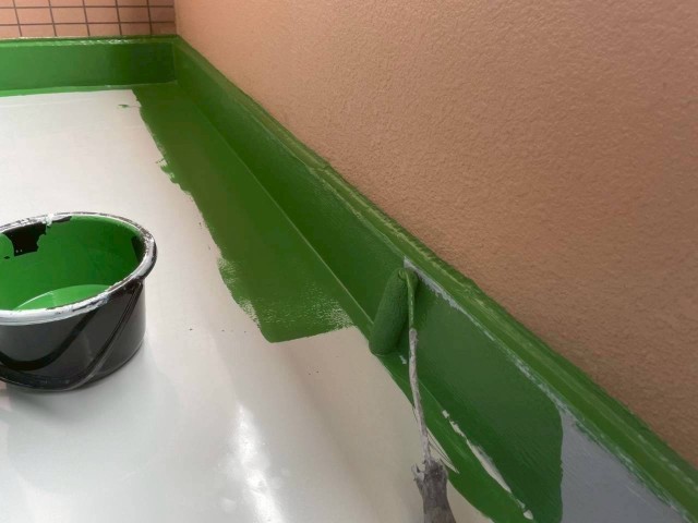 11階サービスバルコニー・巾木トップコート