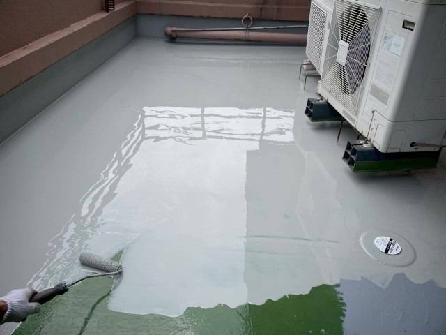 11階ベランダ-・ウレタン防水1層目