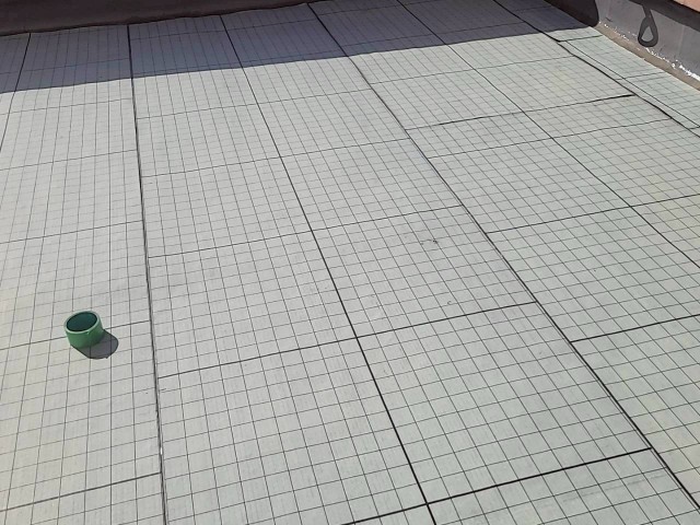 8階陸屋根・通気緩衝シート貼り