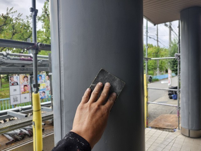 エントランス柱・目ざらし