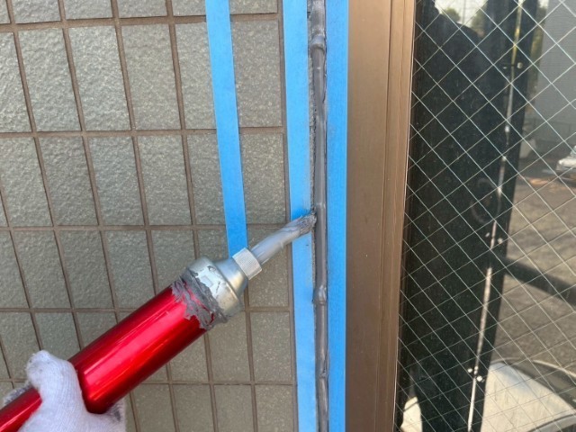冊子目地・シーリング打設