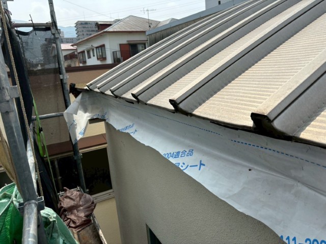 横樋・防水シート取付