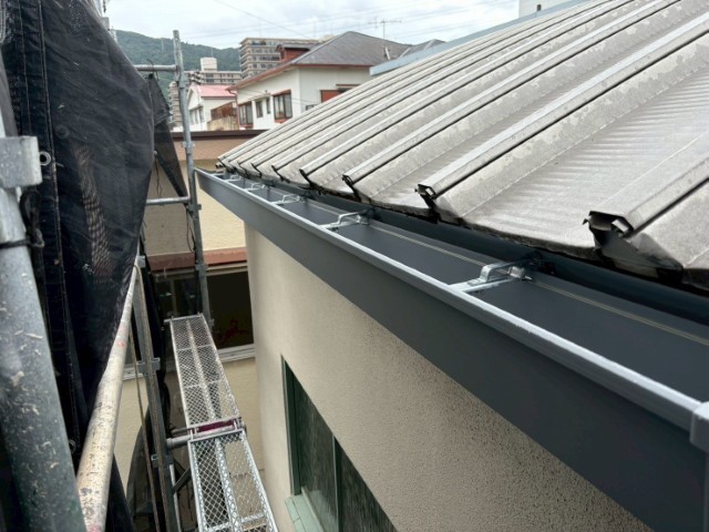 横樋・樋前高165W取付